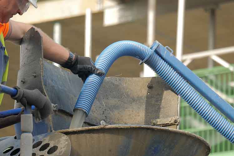 Recycling filtered water from the concrete washout system