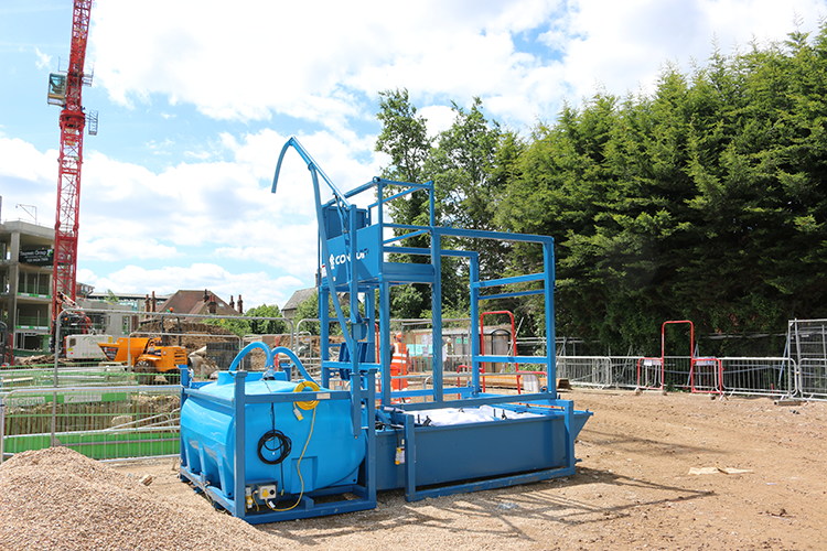 Concrete skip washout system