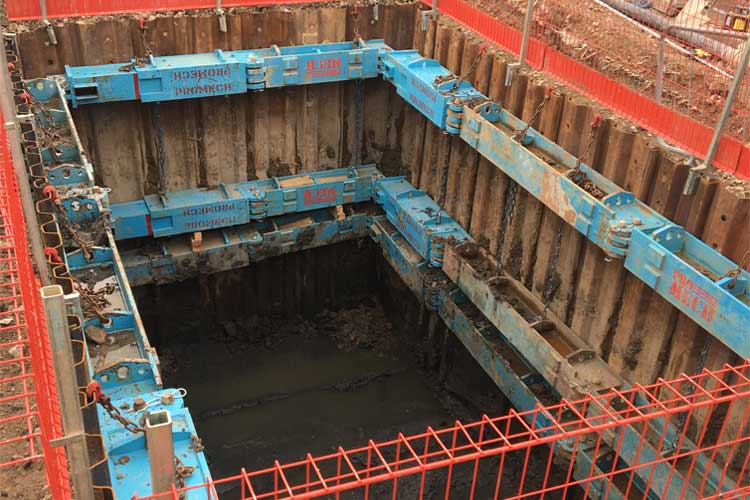 The Conquip 300 Brace being used at Northfleet Kent, with Gallagher Group Ltd
